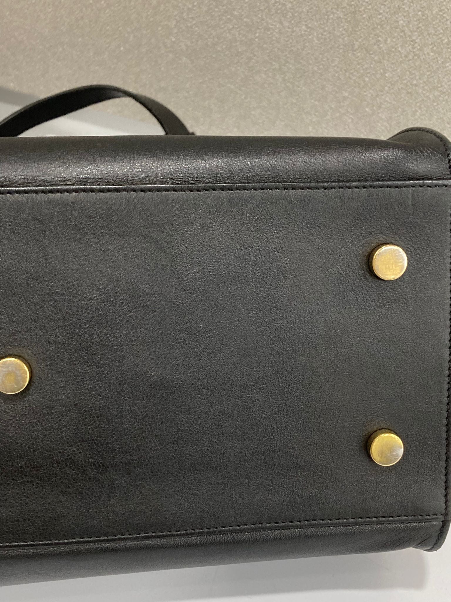 Saint Laurent Cabas 2Way Piel Negra Bandolera