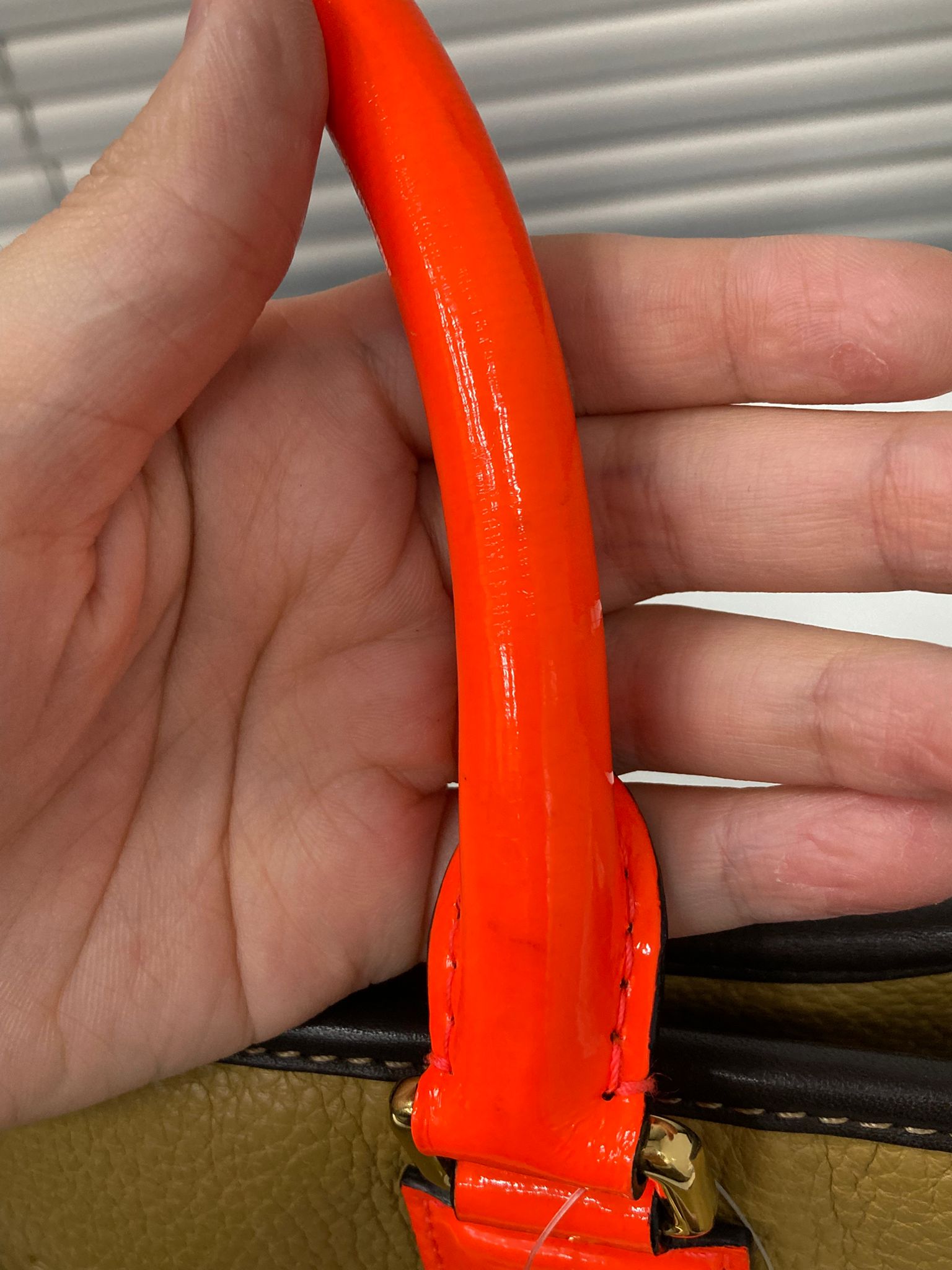 Loewe Amazona 36 edición especial ORO asas naranja charol – camel bicolor