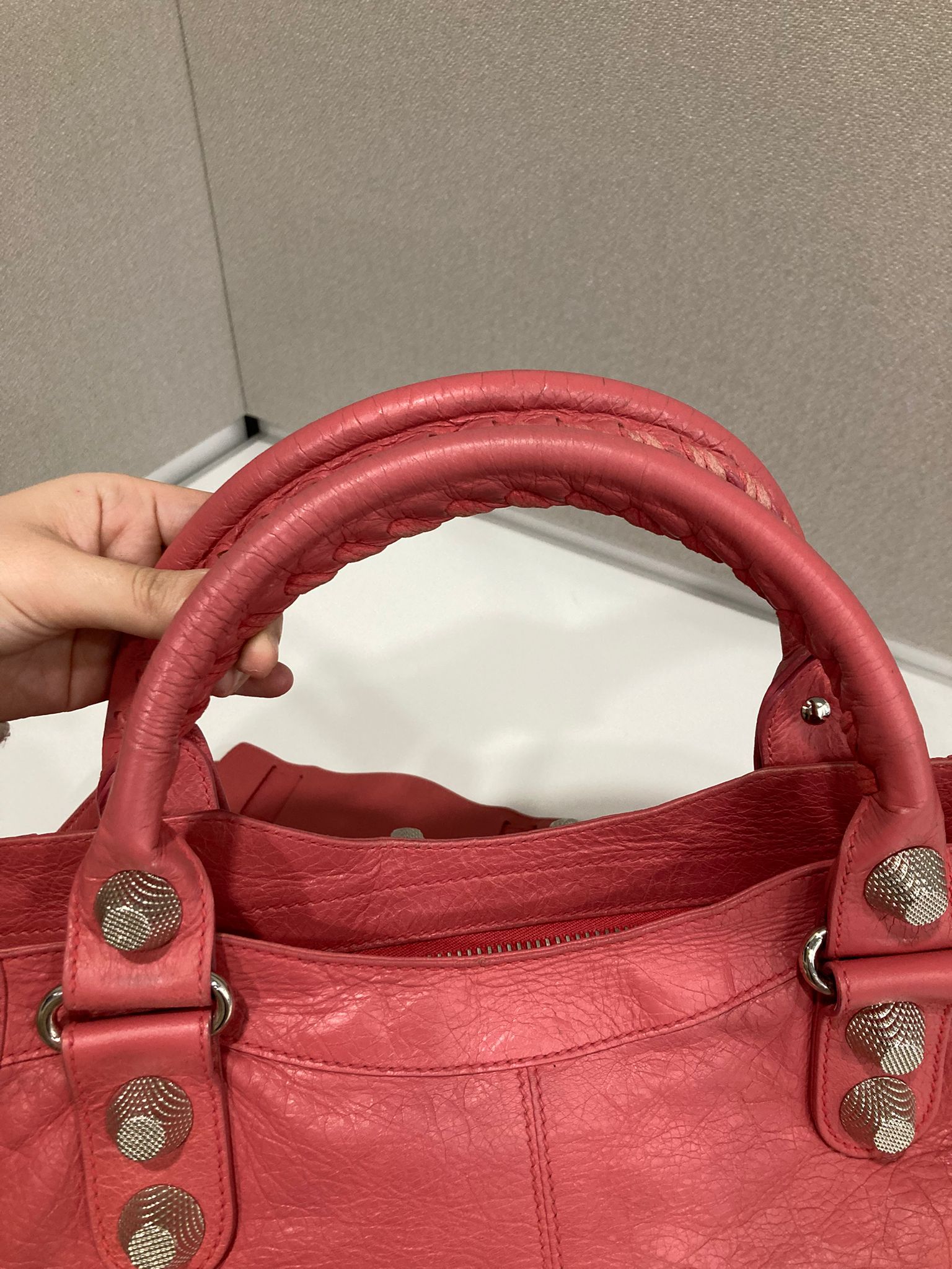 Balenciaga city rosa grande bandolera