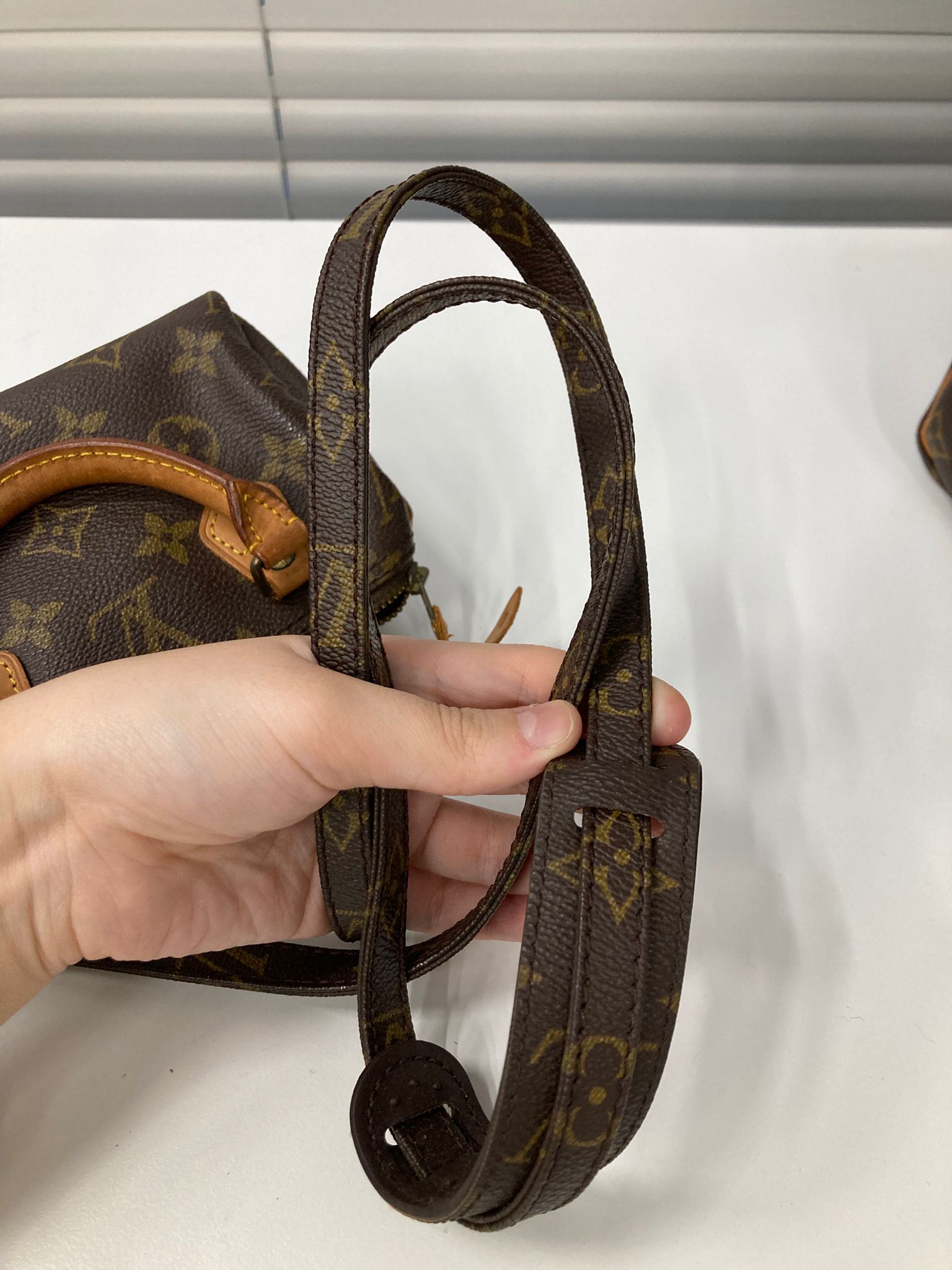 Louis Vuitton MINI Speedy con bandolera original
