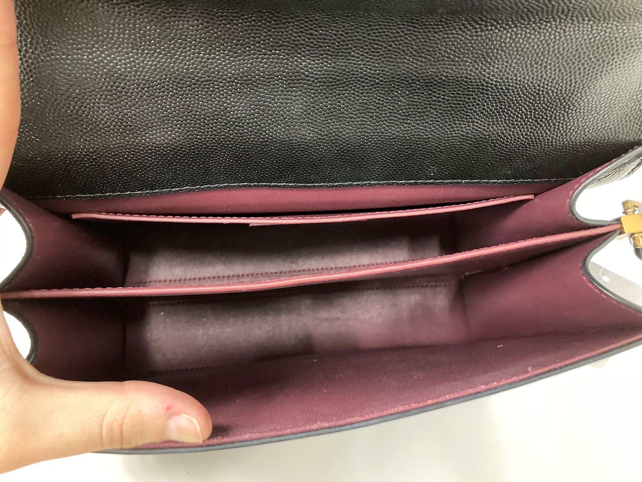 Saint Laurent Cassandra Top Handle bandolera negro
