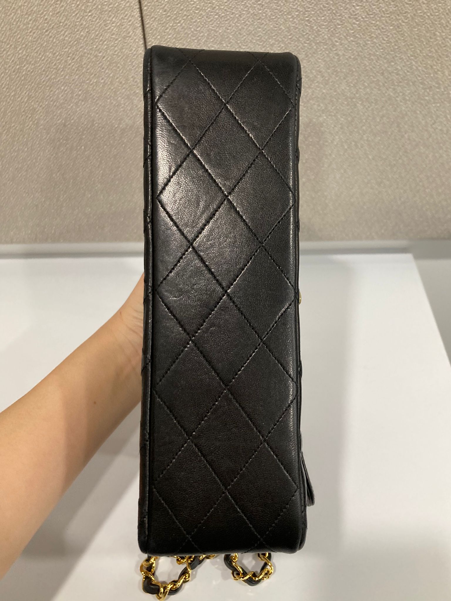 CHANEL Timeless 23 Double Flap  Lambskin negro · Herrajes dorados · Serie 1