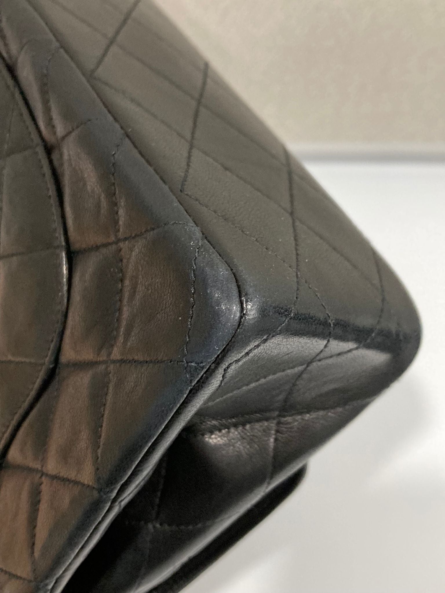 CHANEL Timeless 23 Double Flap  Lambskin negro · Herrajes dorados · Serie 1