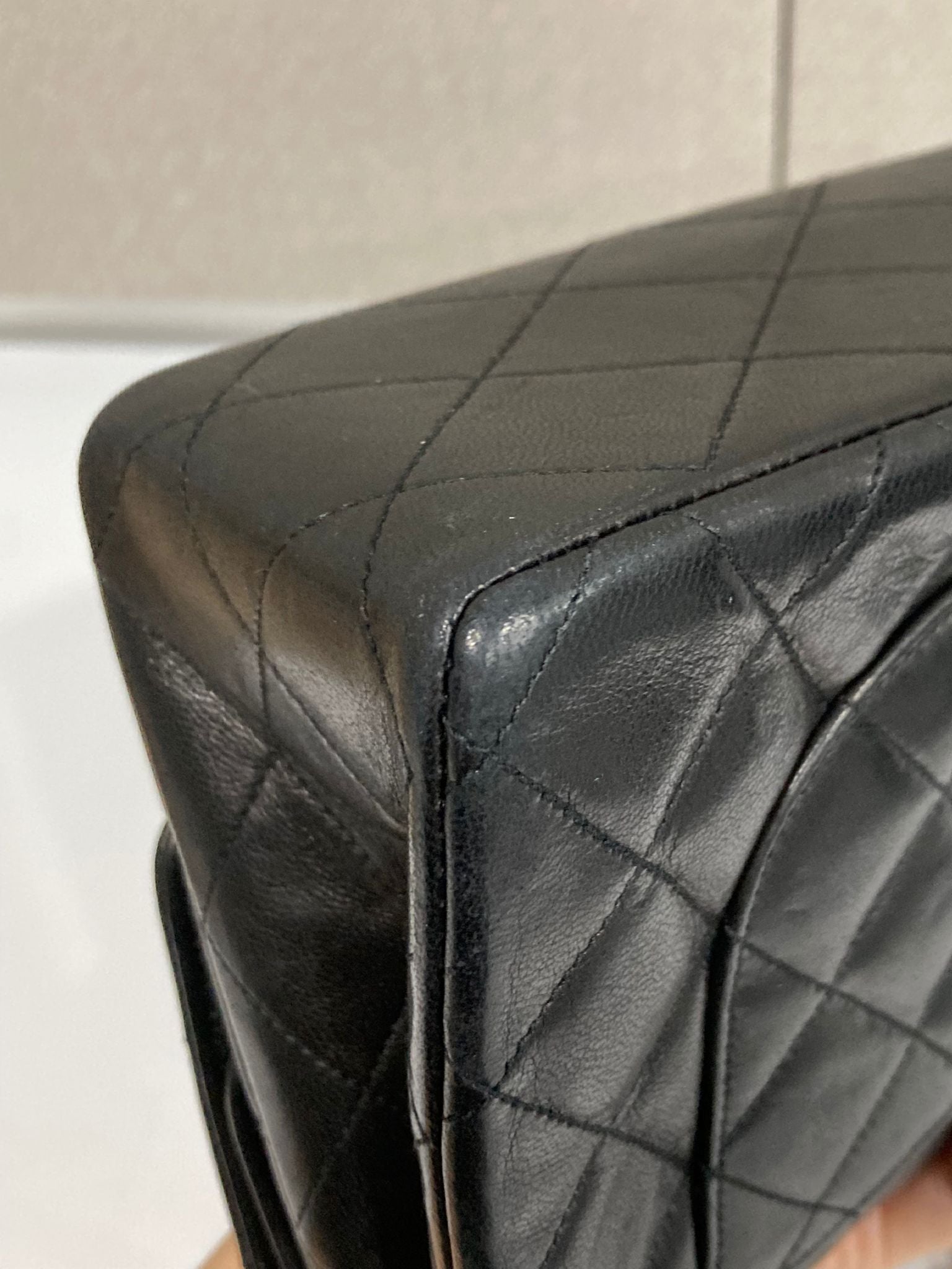 CHANEL Timeless 23 Double Flap  Lambskin negro · Herrajes dorados · Serie 1