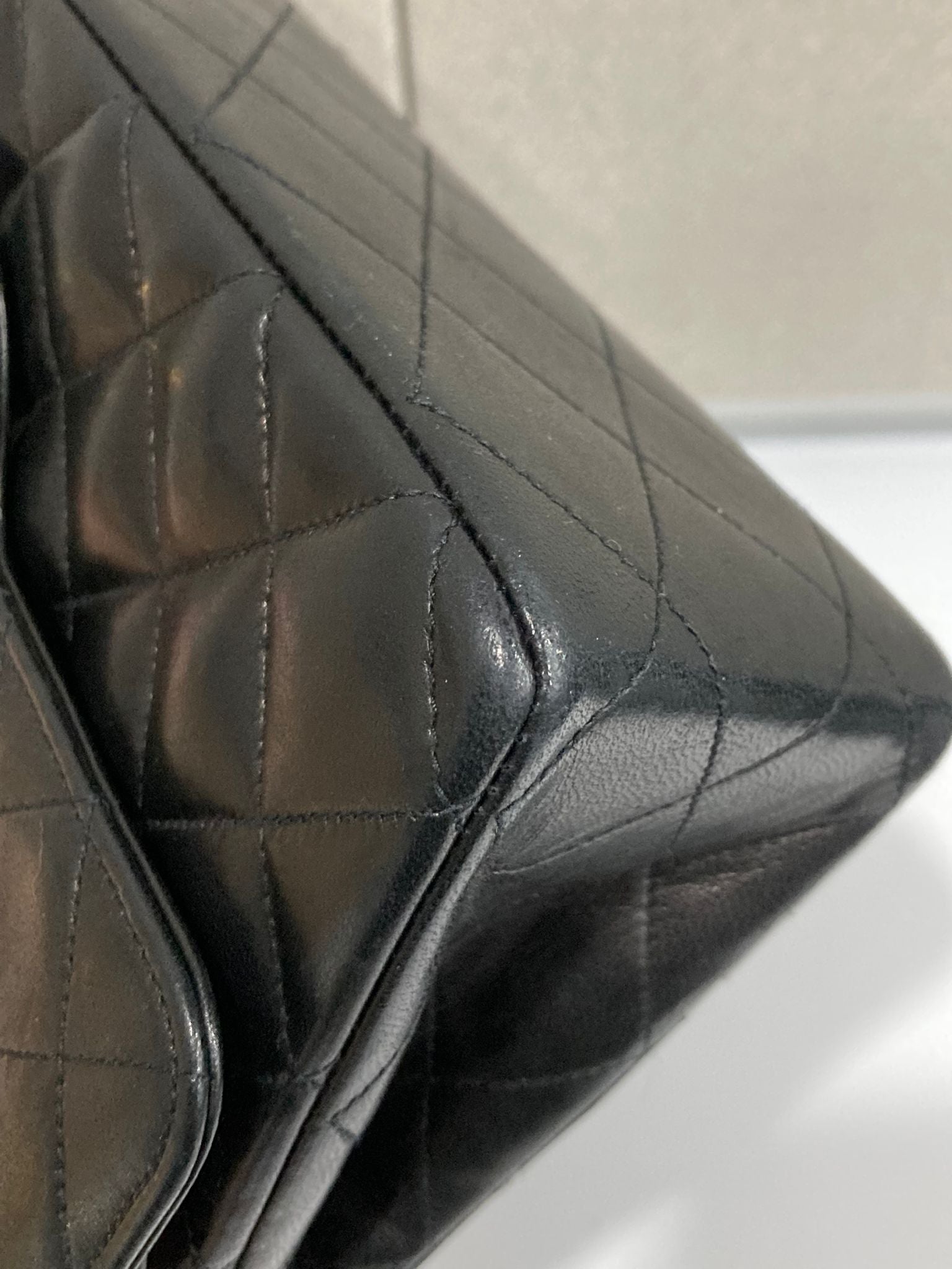 CHANEL Timeless 23 Double Flap  Lambskin negro · Herrajes dorados · Serie 1