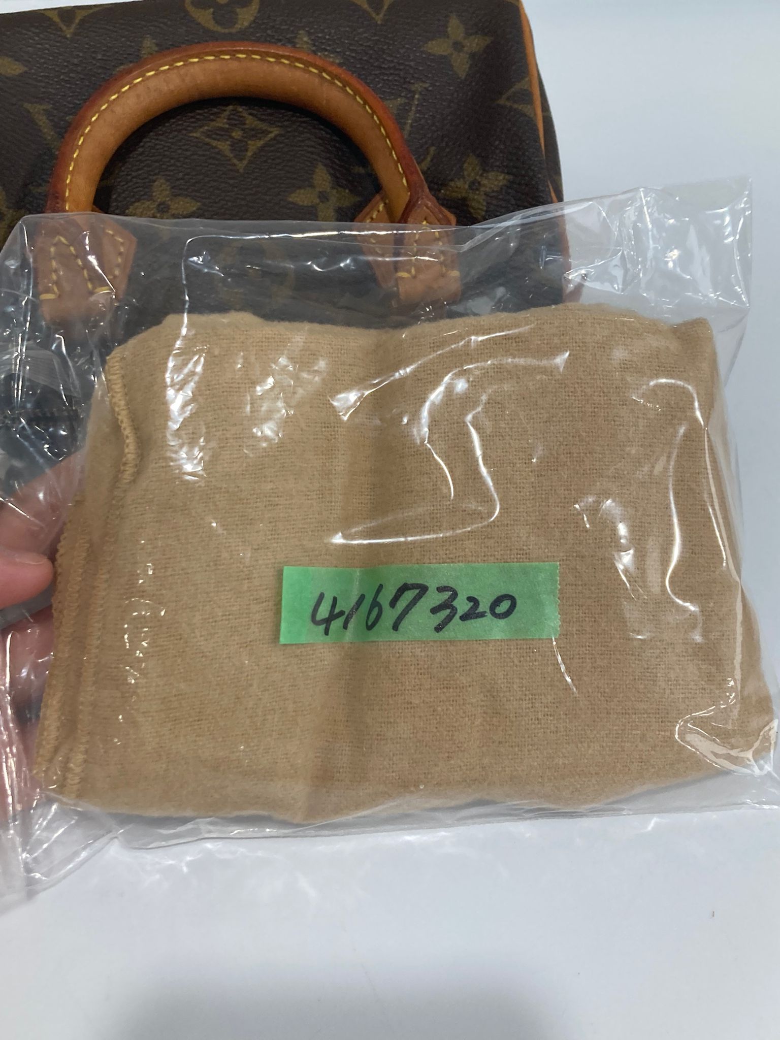 Louis Vuitton Mini Speedy con bandolera extra
