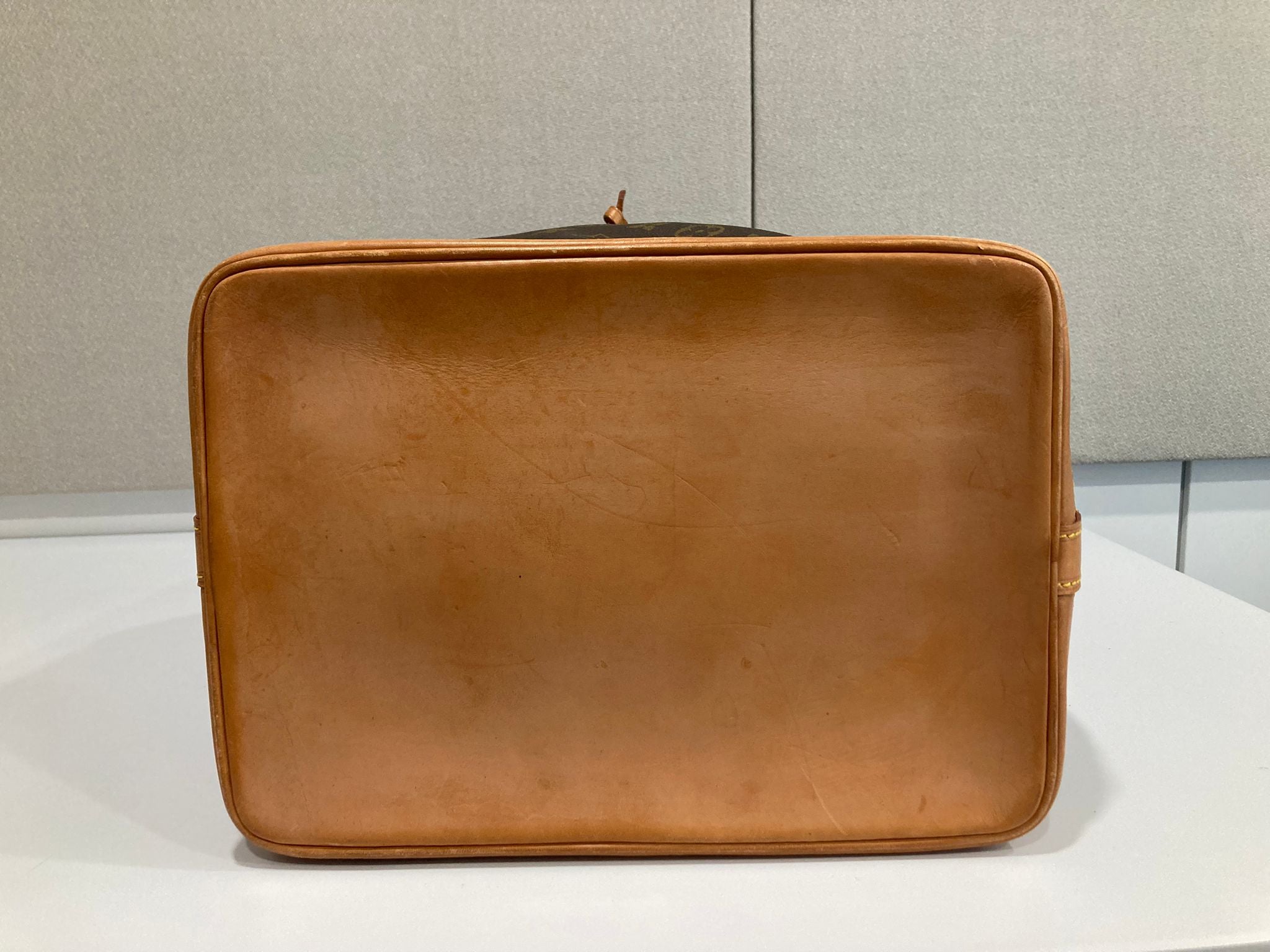 Louis Vuitton Noé clásico grande Monogram