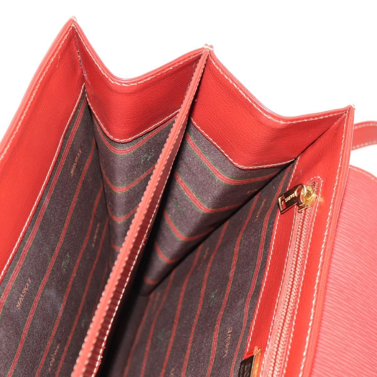 Loewe Vintage Velázquez Top Handle Piel Roja
