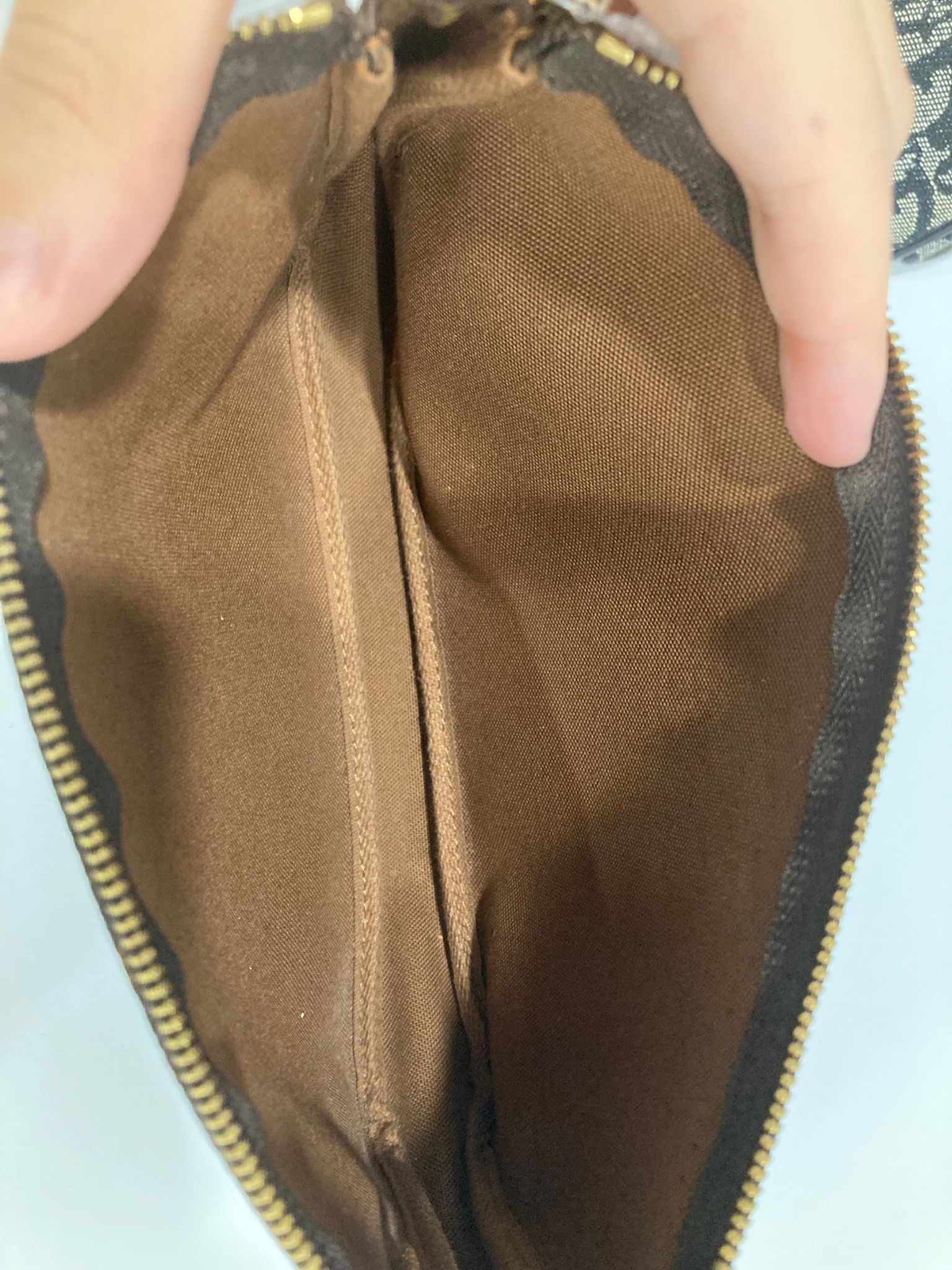 Louis Vuitton Pochette Accessoires monogram con 2 bandoleras extra