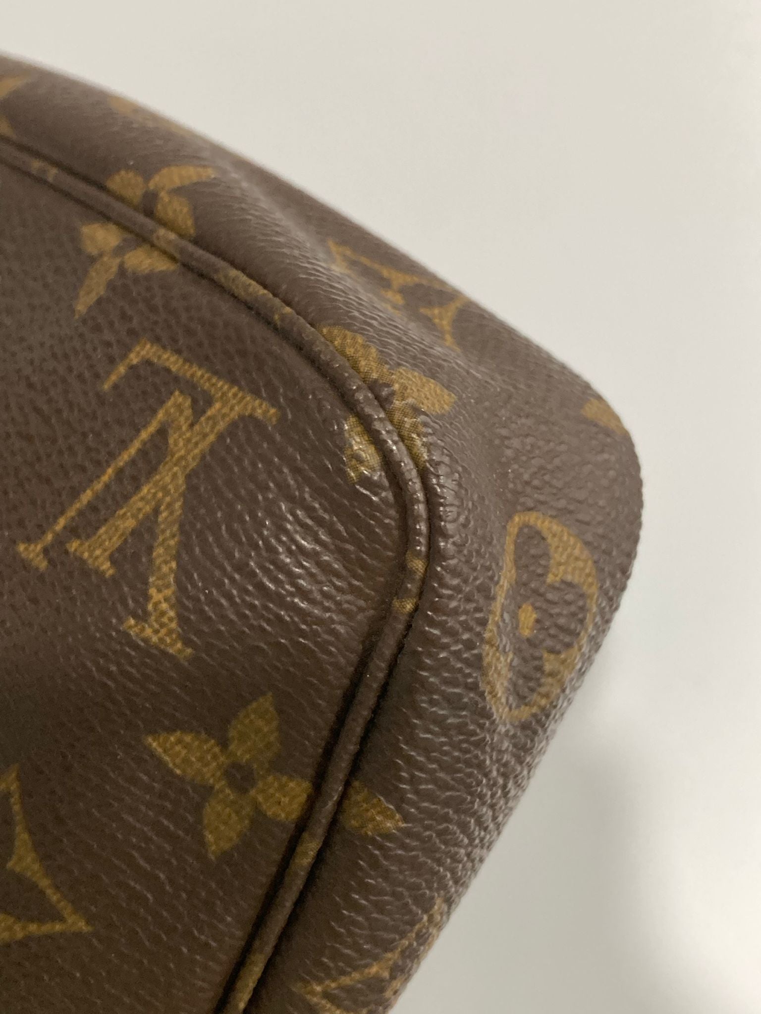 Louis Vuitton Pochette Accessoires monogram con 2 bandoleras extra