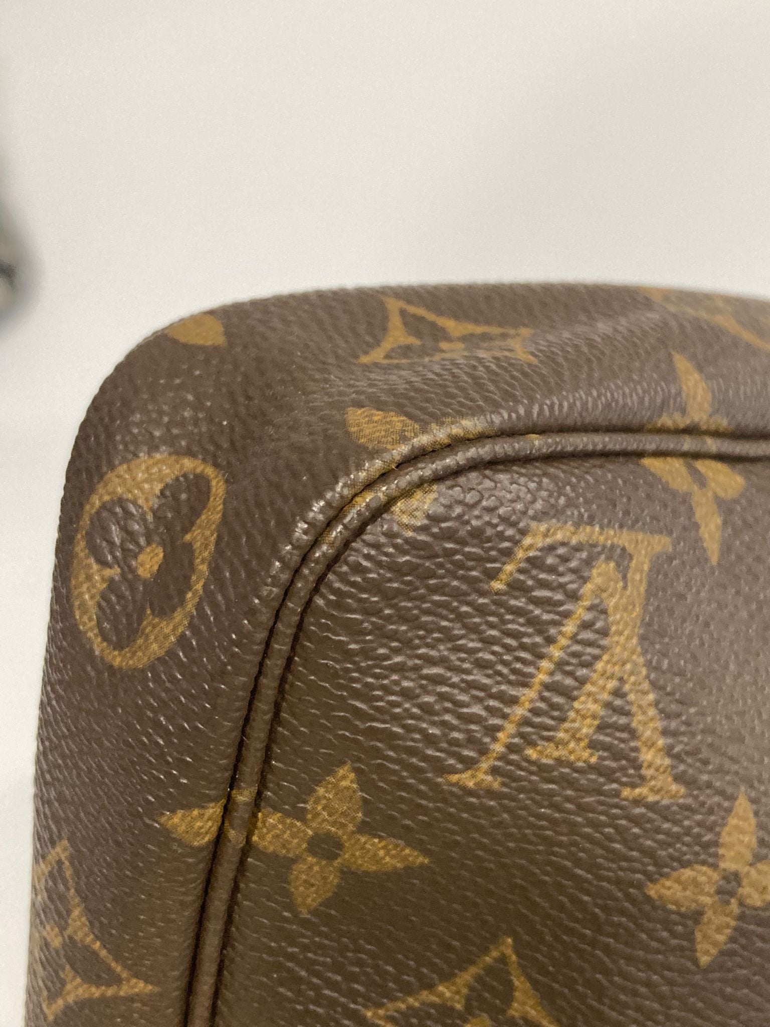 Louis Vuitton Pochette Accessoires monogram con 2 bandoleras extra