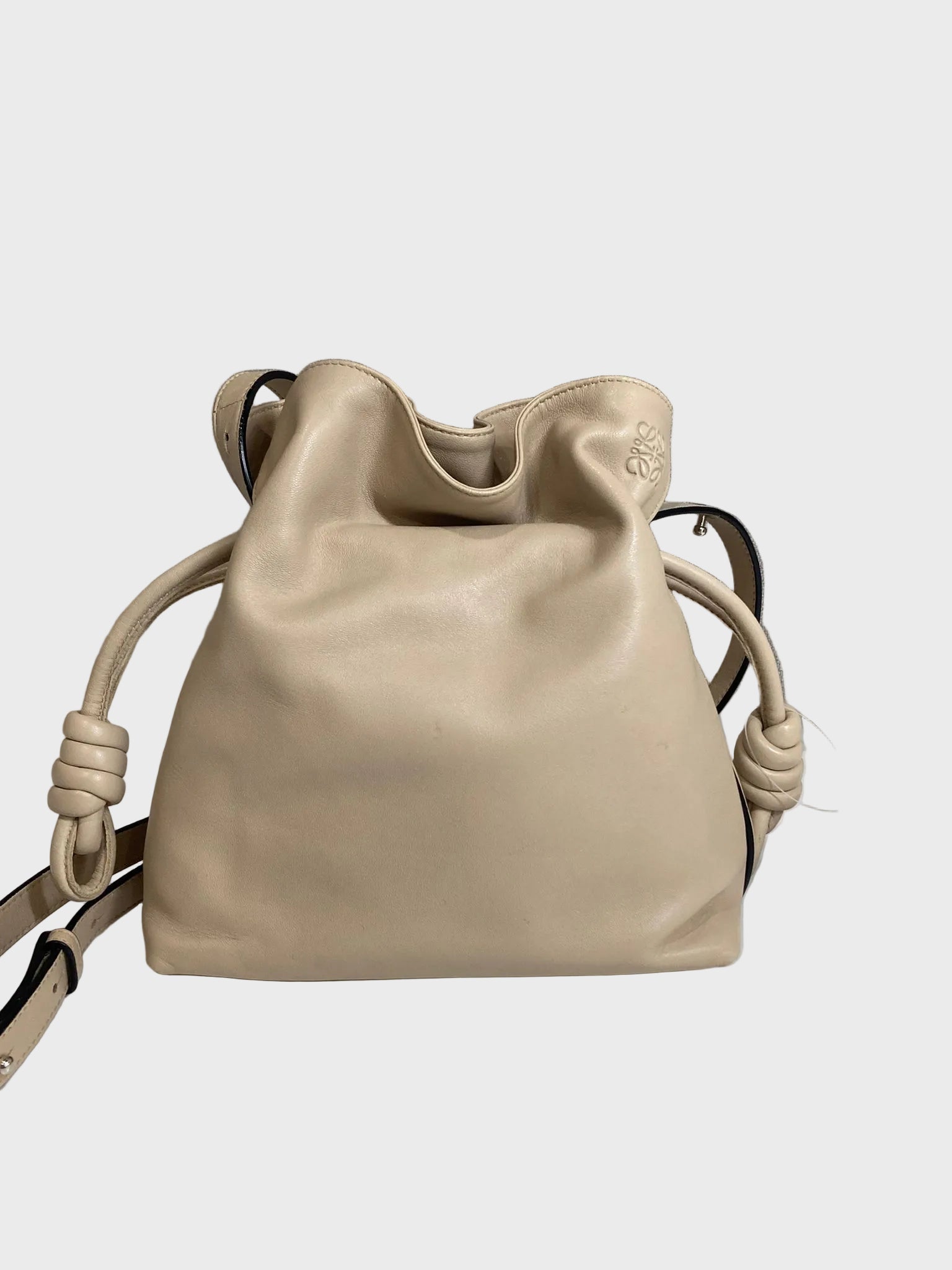 Loewe Flamenco Knot Beige Piel y Bandolera