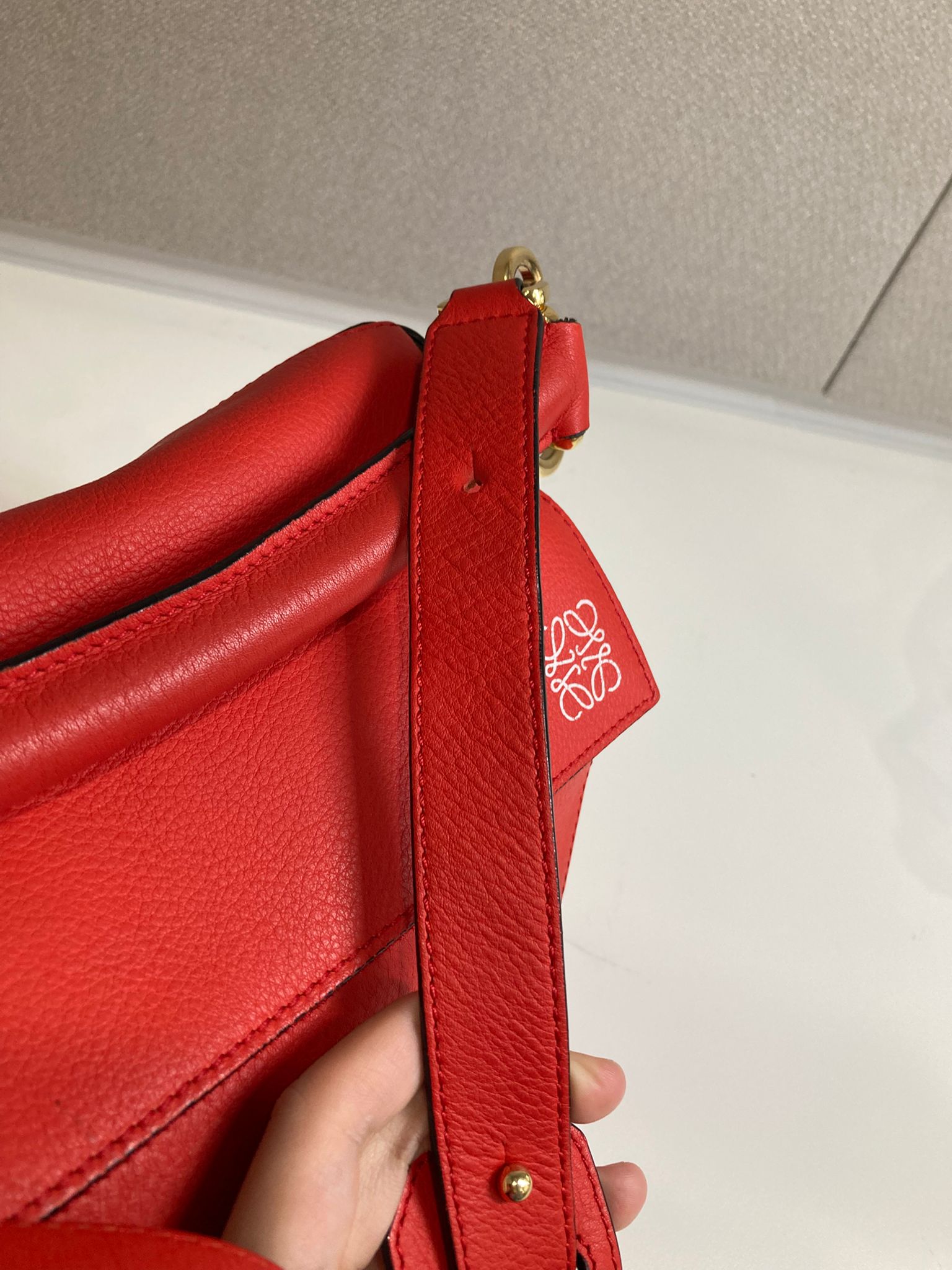 Loewe Puzzle Mediano Rojo