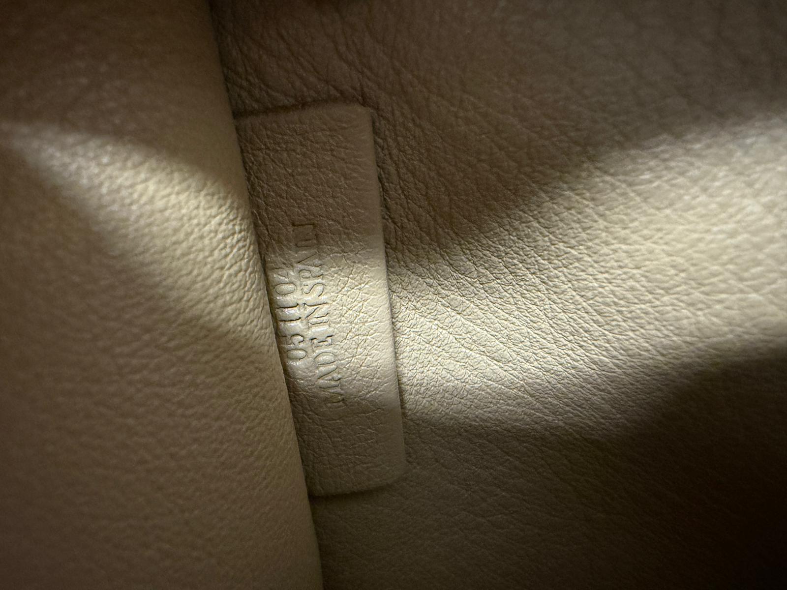Loewe Amazona 36 Ante Oro — Modelo Nuevo