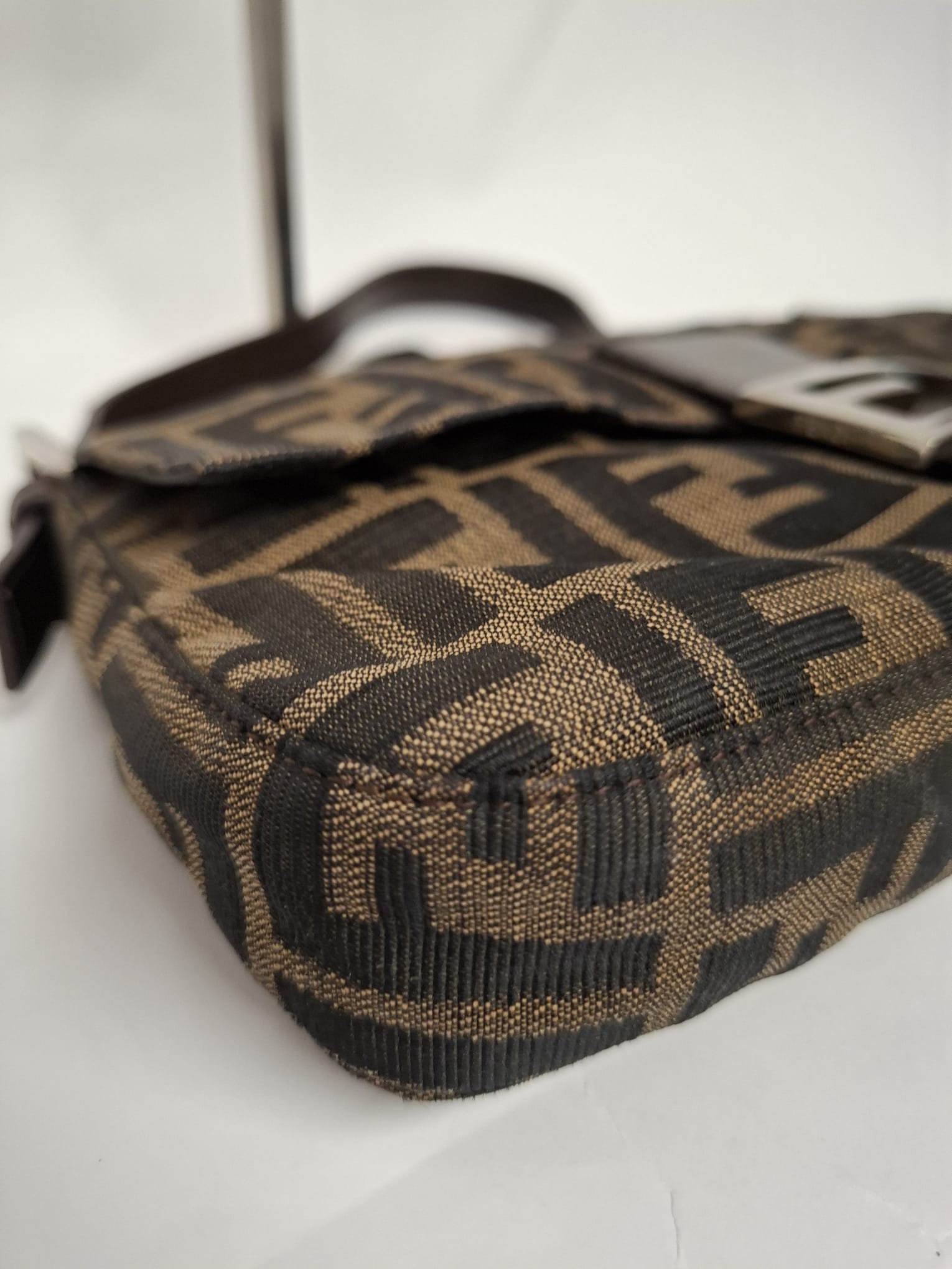 Fendi Baguette Clásica Zucca