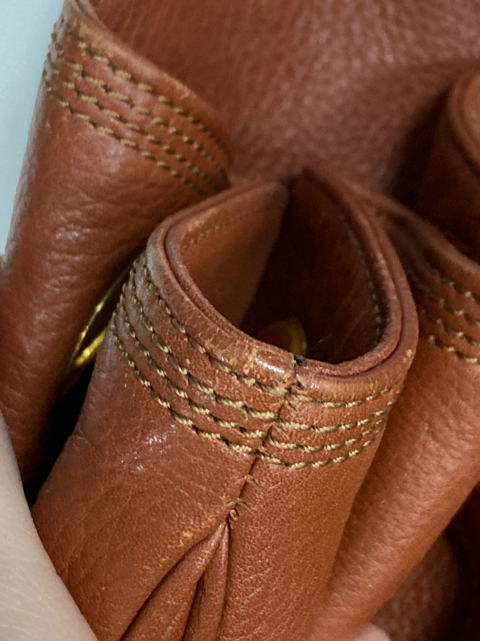 Loewe Anagram Shoulder Bag Piel camel marron