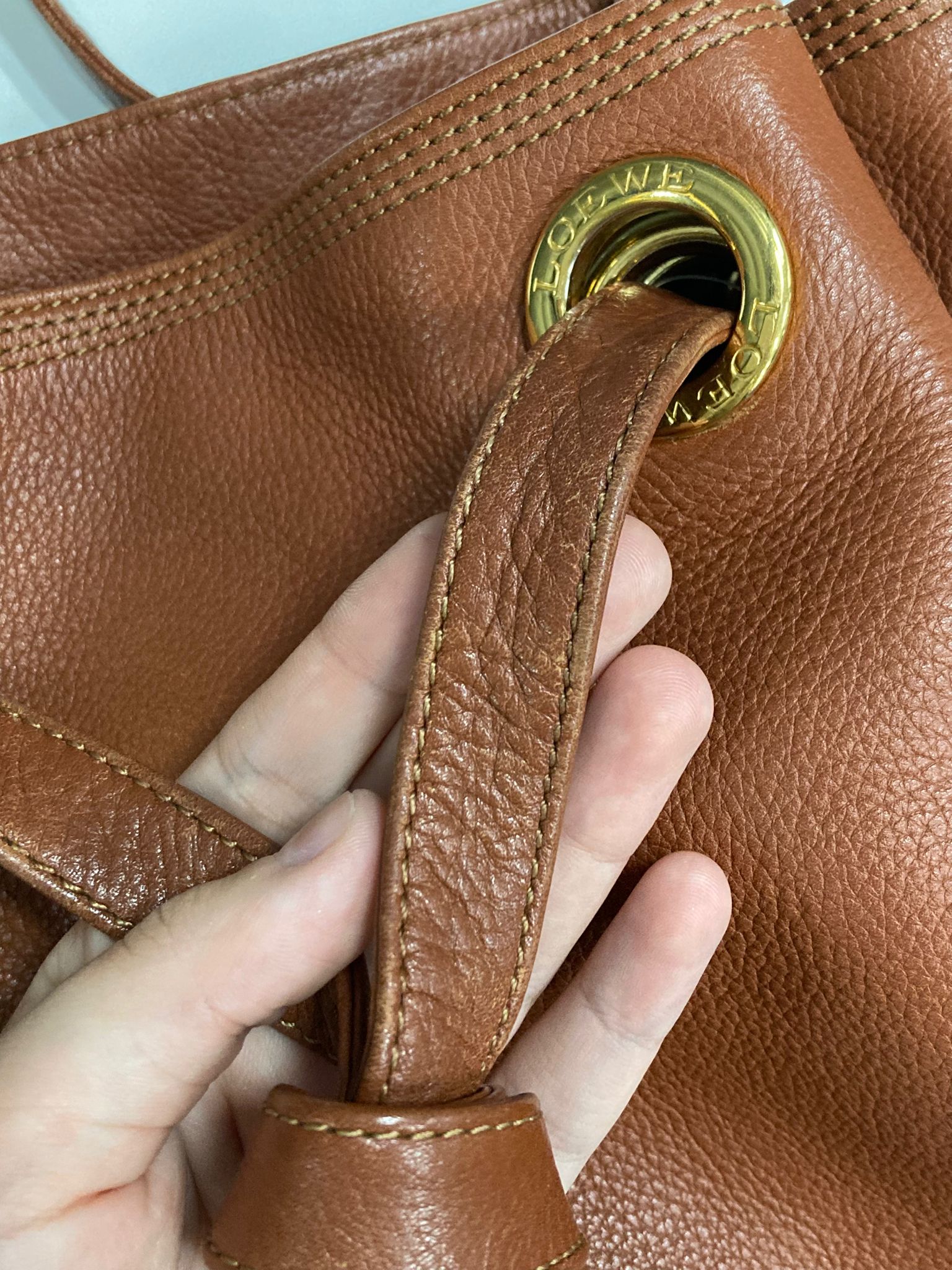 Loewe Anagram Shoulder Bag Piel camel marron