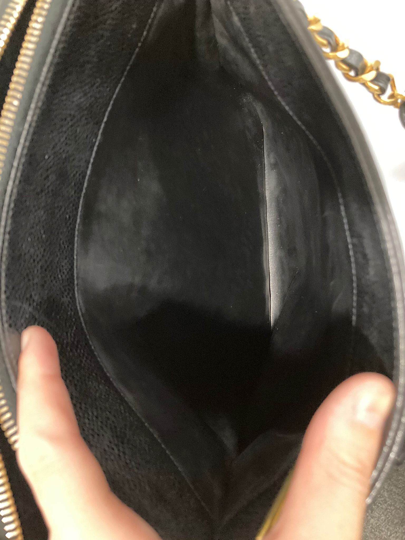 Chanel Caviar Chain Tote Negro