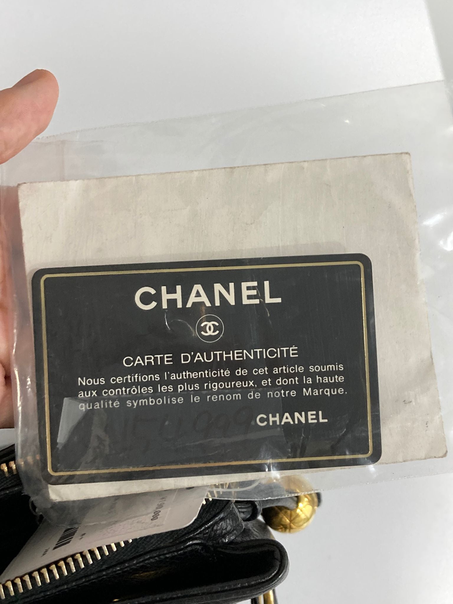 Chanel Caviar Chain Tote Negro