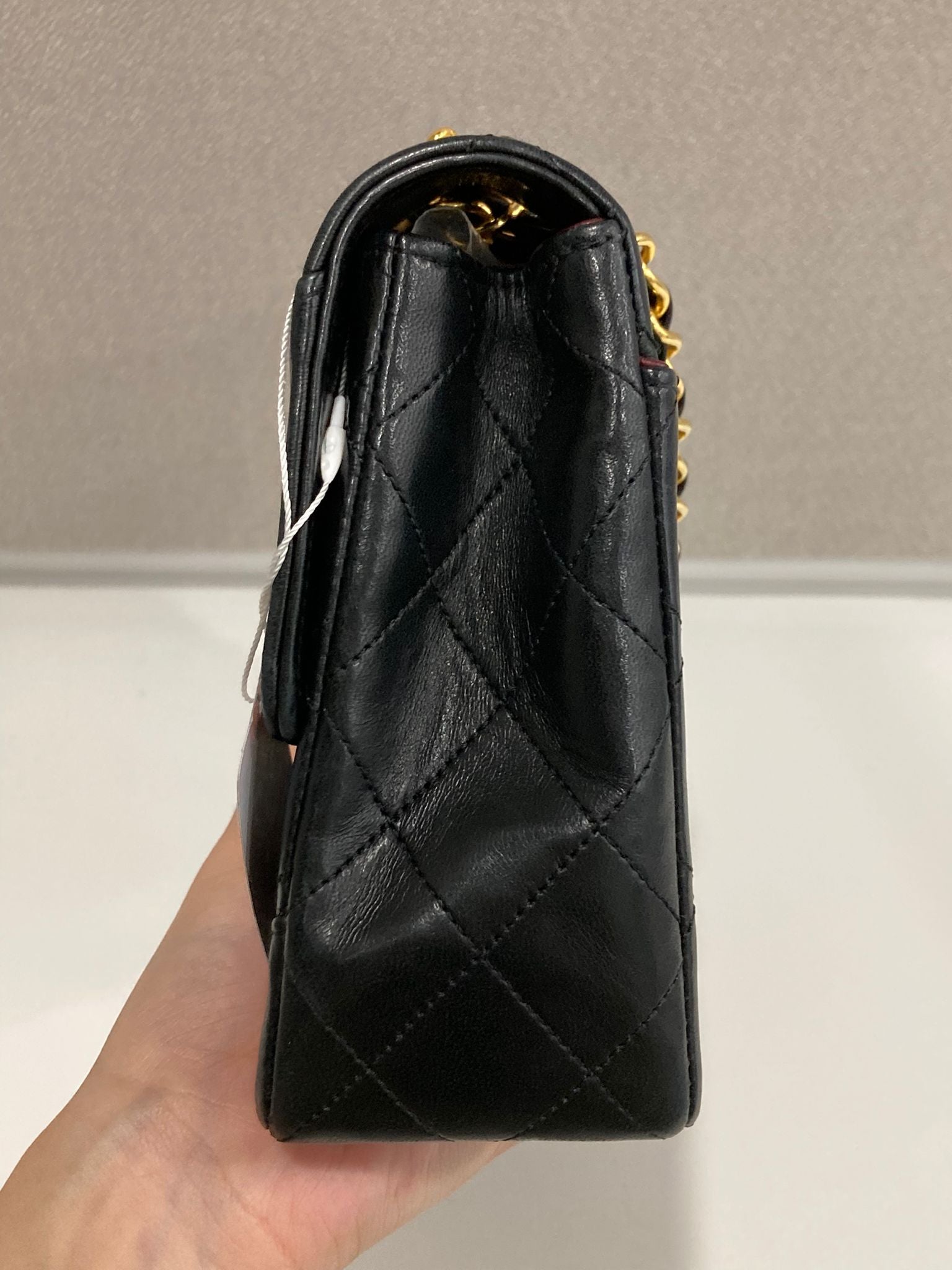 Chanel timeless 24 con cartera piel de cordero (lambskin) negra