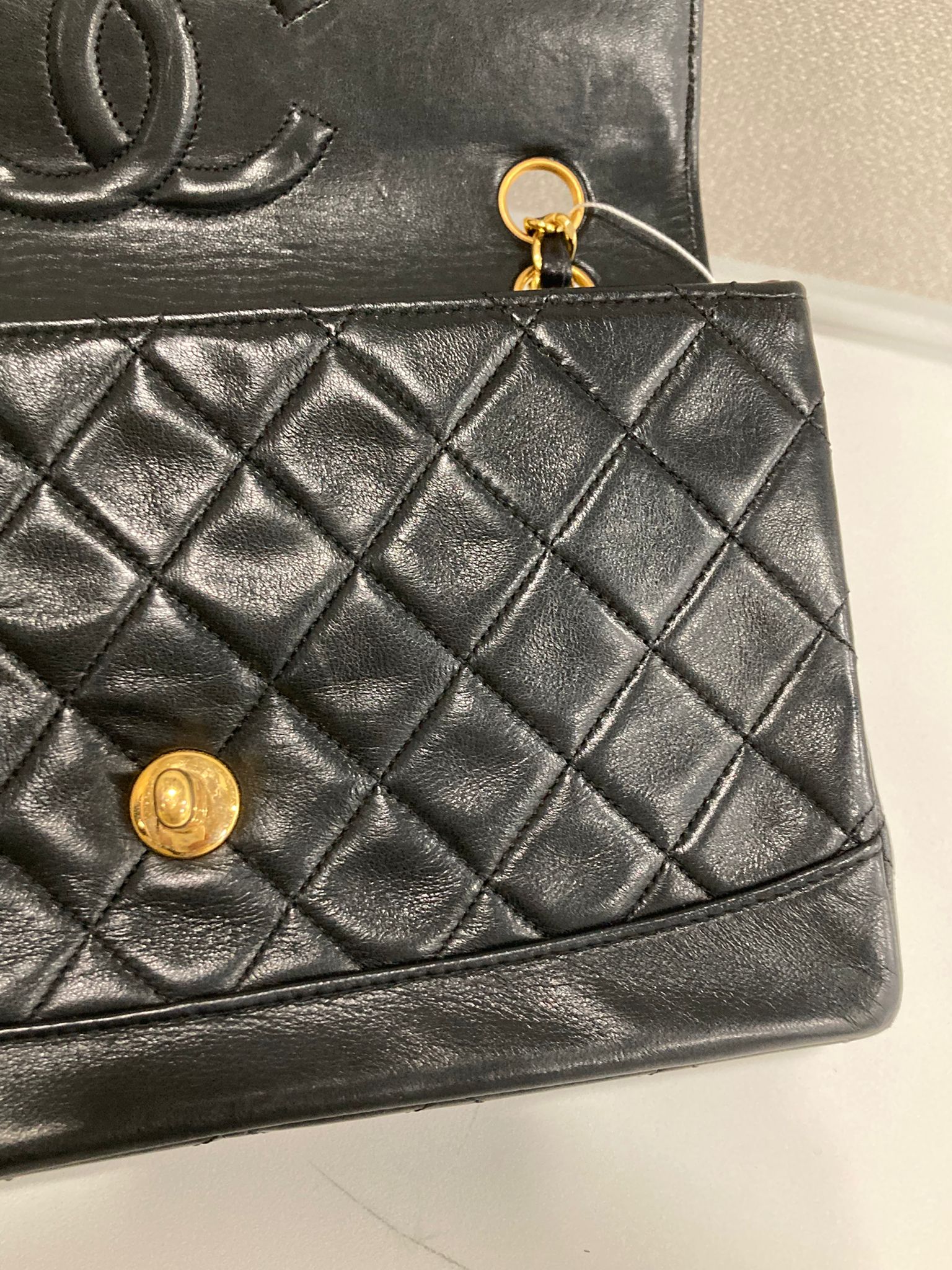 Chanel timeless 24 con cartera piel de cordero (lambskin) negra
