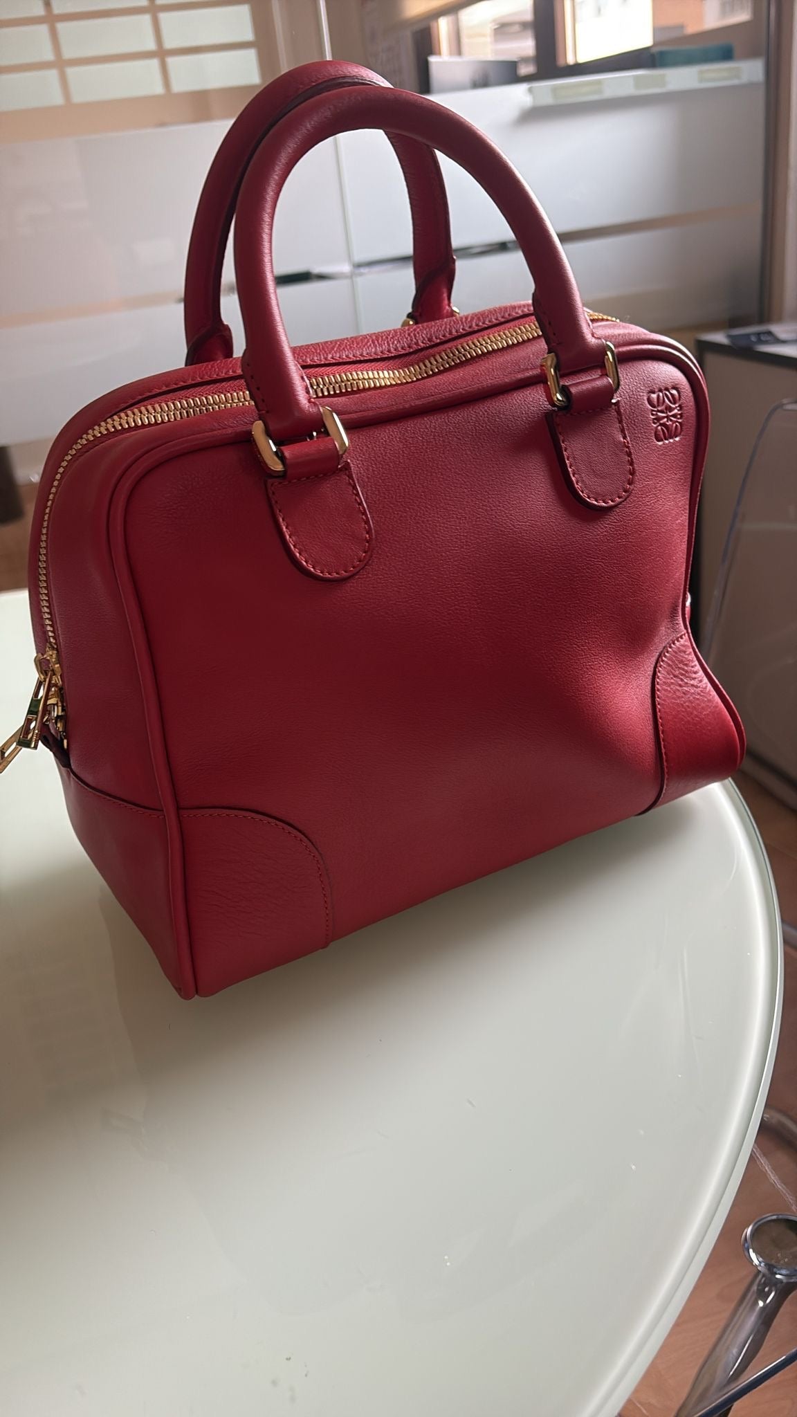 Loewe amazona 75 bandolera rojo